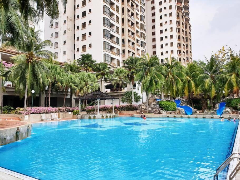 Mahkota Pool View Apartment Near A'Famosa & Jonker Malacca Exteriör bild